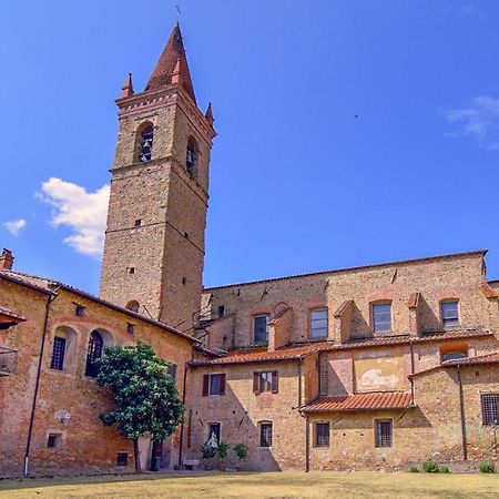 1 Bedroom Gorgeous Apartment In Arezzo Eksteriør bilde