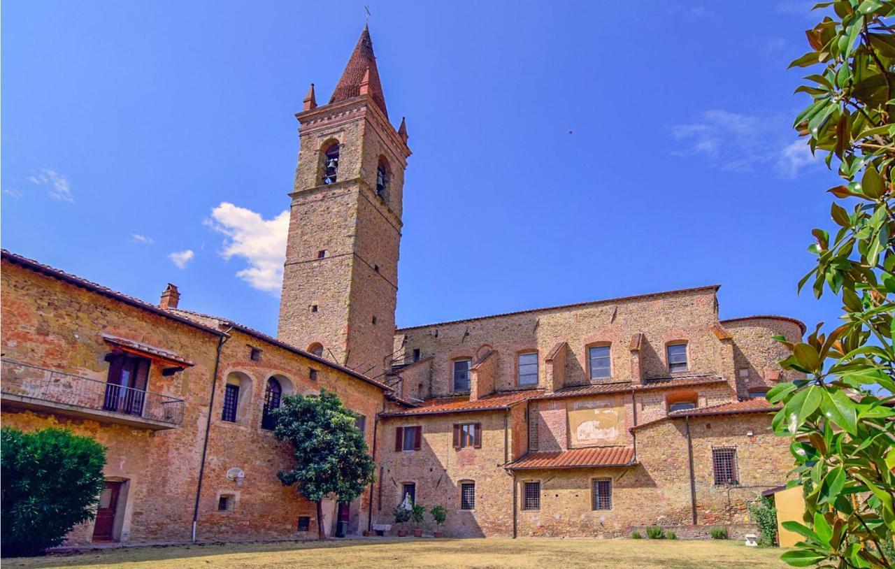1 Bedroom Gorgeous Apartment In Arezzo Eksteriør bilde