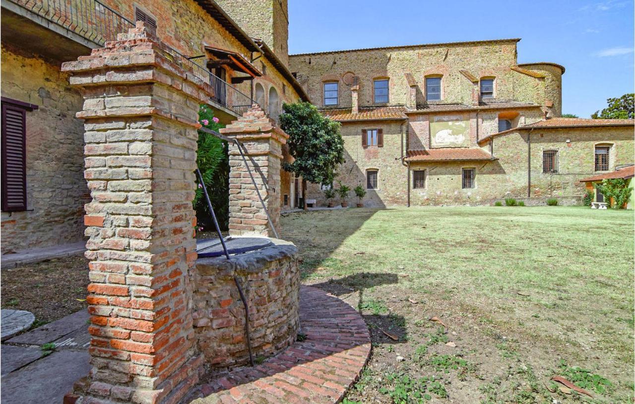 1 Bedroom Gorgeous Apartment In Arezzo Eksteriør bilde