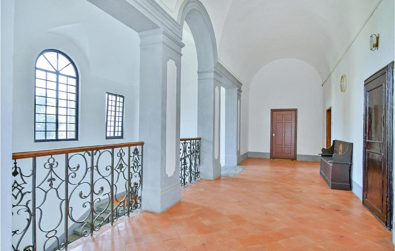 1 Bedroom Gorgeous Apartment In Arezzo Eksteriør bilde